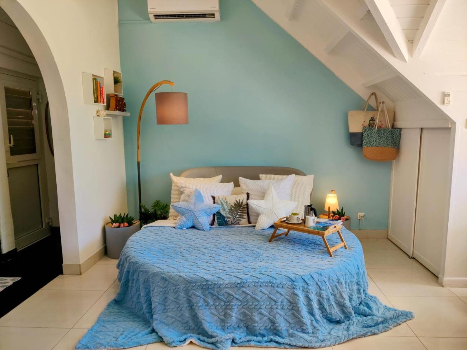 Deja Blue - Comfortable Beachfront Condo Marigot  Esterno foto
